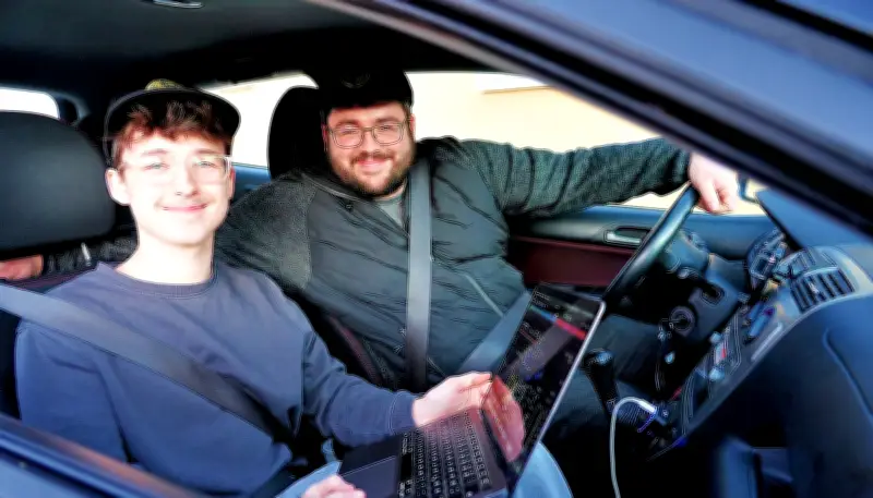 Naumburgs große Teenie-Party: DJ Mattis Prautsch kommt mit Bruder als Chauffeur