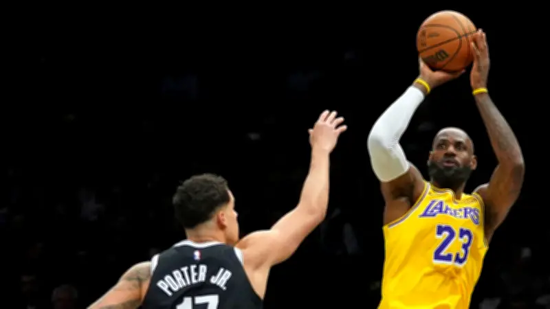 NBA-Historie: LeBron und Bronny James vollführen ersten Vater-Sohn-Assist