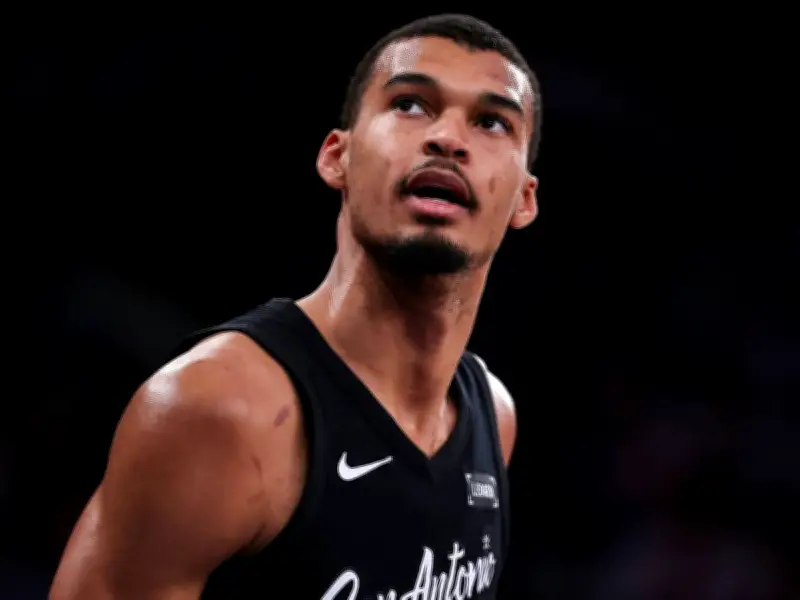 NBA-Superstar in Tränen: Spurs drehen 25-Punkte-Rückstand gegen Clippers