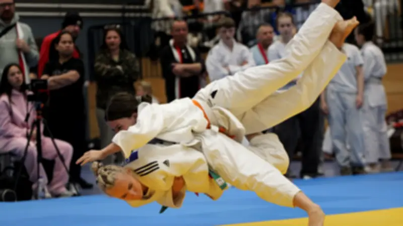 Neubrandenburger Judokas triumphieren beim 22. Hanse-Cup in Greifswald