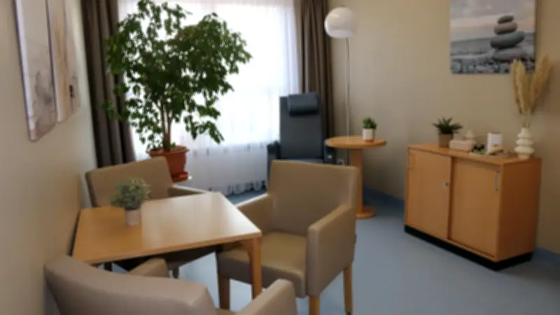 Neubrandenburger Klinikum eröffnet Entspannungsraum dank Spendenlauf-Erlös