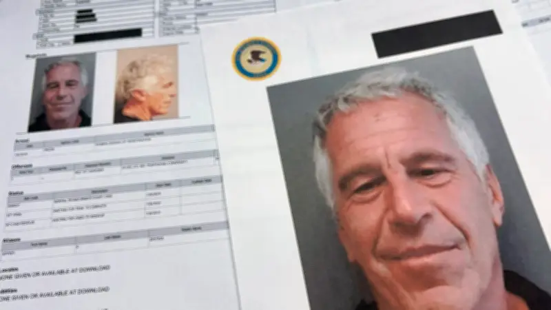 Neue Dokumente zu Jeffrey Epsteins Tod: Selbstmord oder Mord?