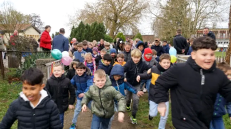 Neuer Spielplatz in Sangerhausen: Grundschule Südwest feiert Eröffnung mit 55.000 Euro Investition