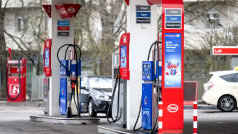 Neues Tank-Gesetz ab 1. April: So läuft die 12-Uhr-Regel an der Zapfsäule