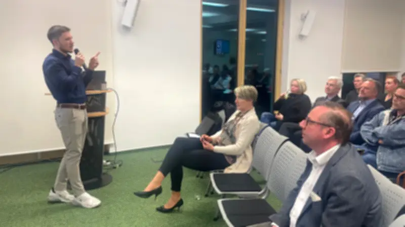 Neustrelitz: Citymanagement-Position erneut vakant - Wirtschaft bangt um wichtige Stelle