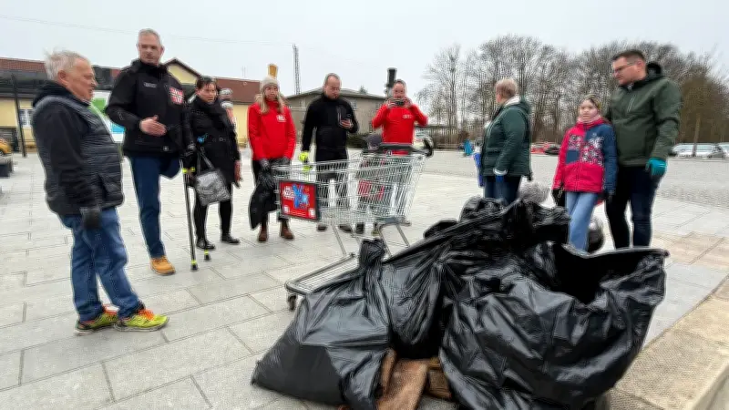 Neustrelitz: Ehrenamtliche Müllsammler trotzen fehlender Stadtunterstützung