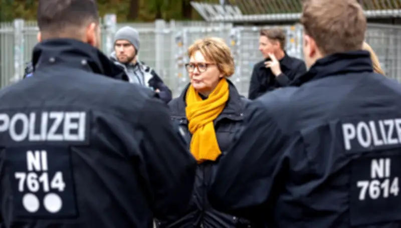 Niedersachsen-Derby: Innenministerin fordert von Ultras Lösung für Gewaltproblem
