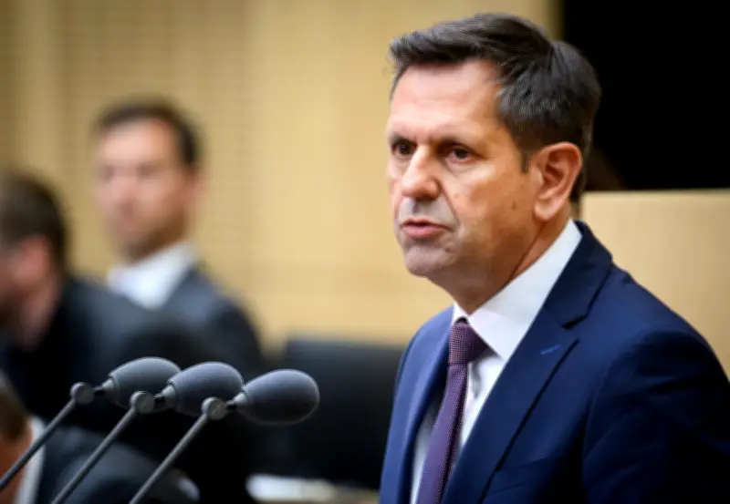 Olaf Lies fordert Sofortmaßnahmen gegen explodierende Energiepreise und kritisiert Atom-Debatte