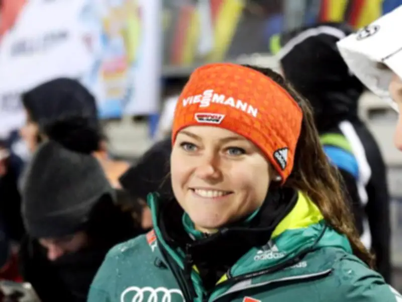 Olympiasiegerin Carina Vogt verkündet überraschende Baby-News: Erstes Kind geboren