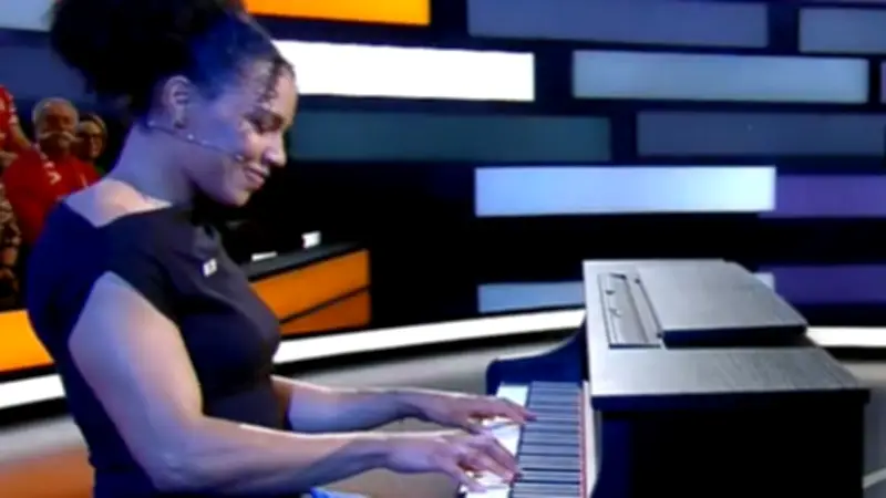 Olympiasiegerin Deborah Levi spielt Titelmelodie im ZDF-Sportstudio