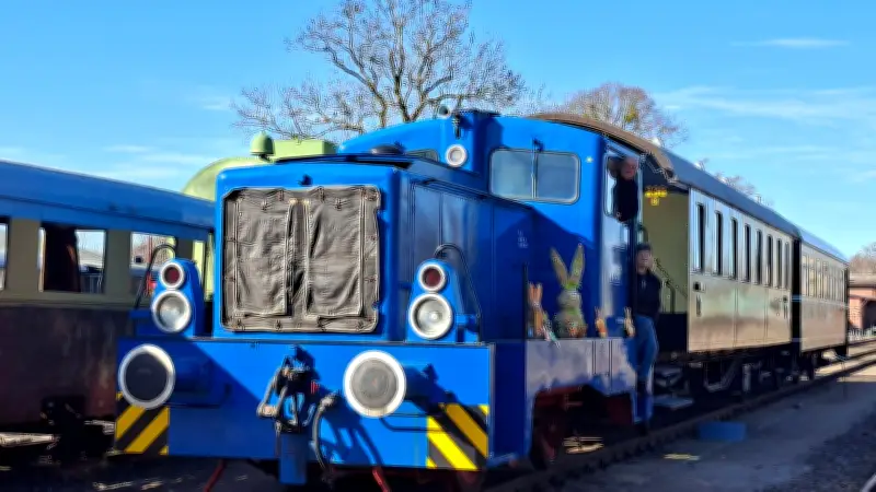 Osterfahrten im Eisenbahnmuseum Gramzow: Anmeldung für die blaue Lok gestartet