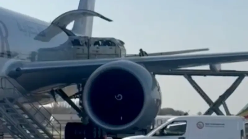 Paradox in der Golf-Region: Urlauber festsitzen, während Turnierpferde ausgeflogen werden