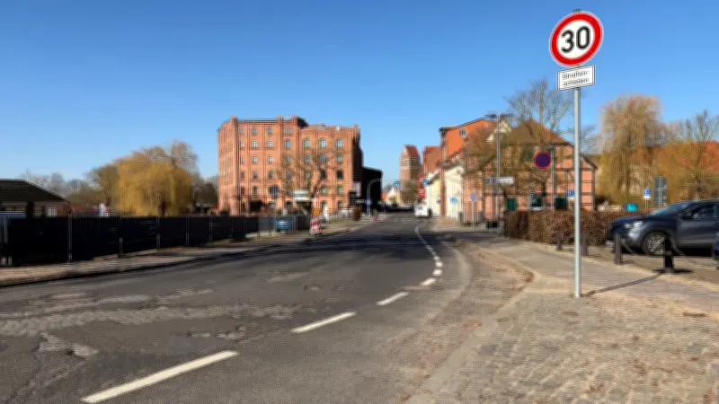 Parchim: Wanderbaustelle für Untersuchungen zwischen Moltkeplatz und Mühlenstraße