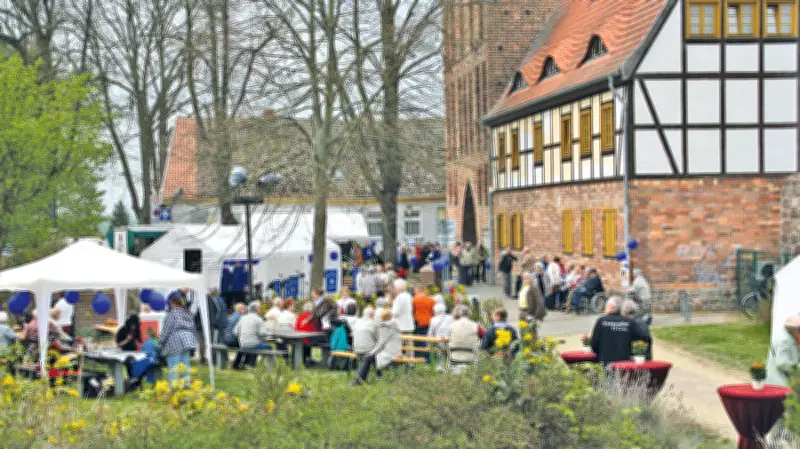 Pasewalk feiert mit riesiger Festmeile: Stadtringfest als Höhepunkt des Jubiläumsjahres