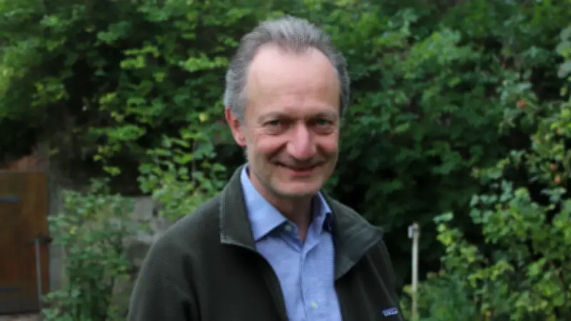 Pastor mahnt: Denken am stillen Karfreitag nicht an KI oder Ideologen abgeben