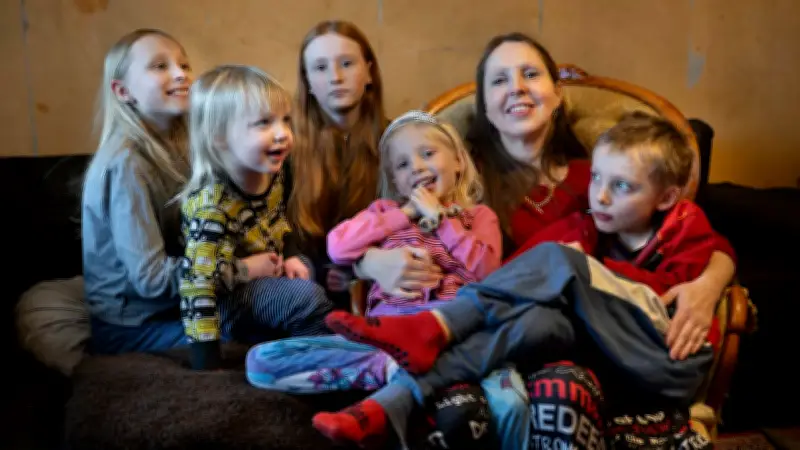 Pastorin mit sechs Kindern: Fünf durch private Samenspender – eine ungewöhnliche Familiengeschichte