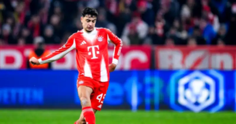 Pavlovic kehrt zurück: Bayern-Star nach Hüftbeschwerden wieder im Training