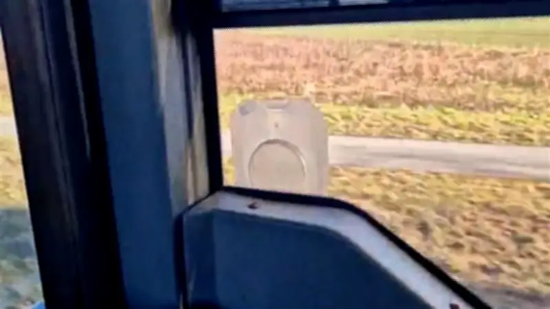 Pendler-Proteste in Schwerin: Geheime Videos enthüllen skandalösen Zustand von Ersatzbussen