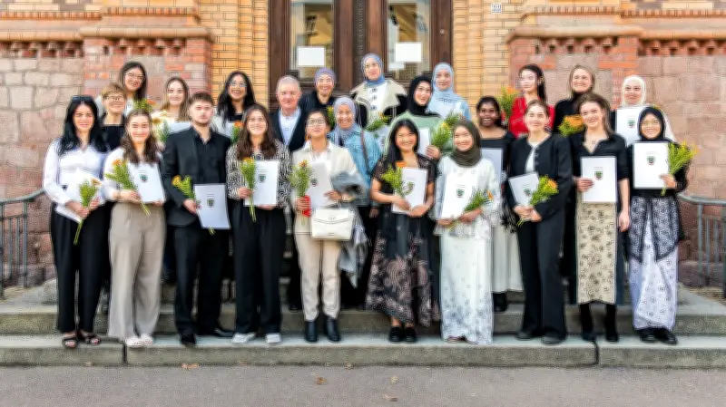Pflege-Nachwuchs in Halle: 22 Fachkräfte starten nach Ausbildung am Universitätsklinikum