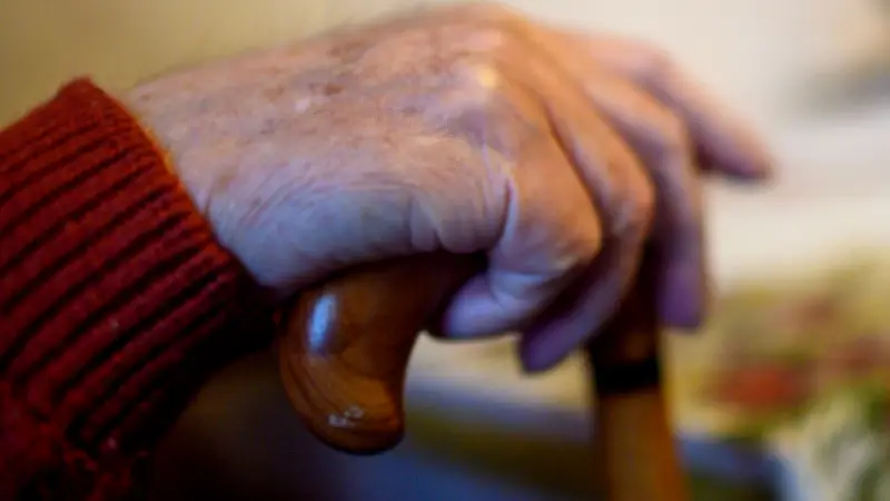 Pflegenotstand in Mecklenburg-Vorpommern: System droht Kollaps trotz politischer Maßnahmen