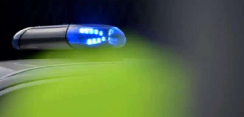 Pforzheim: Männer attackieren Fahrkartenkontrolleure mit Pfefferspray und Schlägen