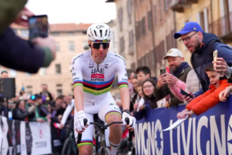 Pogacar triumphiert bei Mailand-Sanremo trotz dramatischem Sturz - „Dachte, alles ist vorbei“