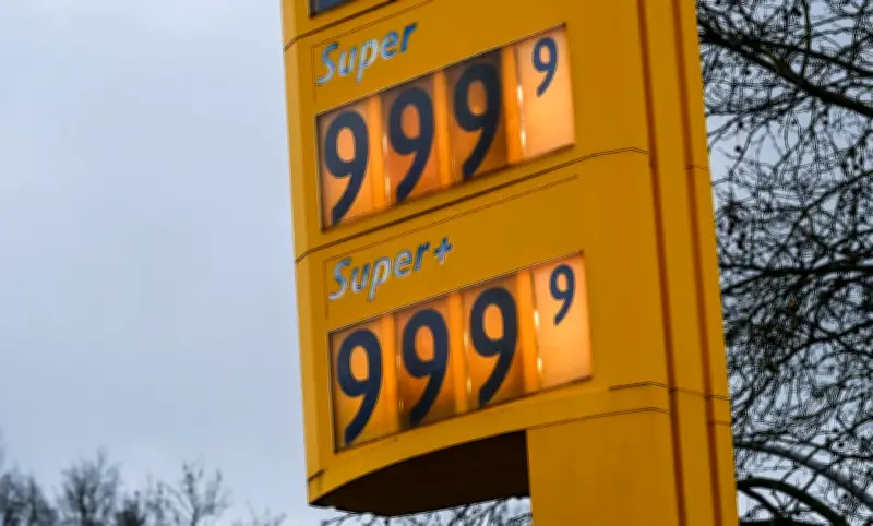 Polens Spritpreisdeckel zieht deutsche Tanktouristen an: Grenzübergänge verstopft