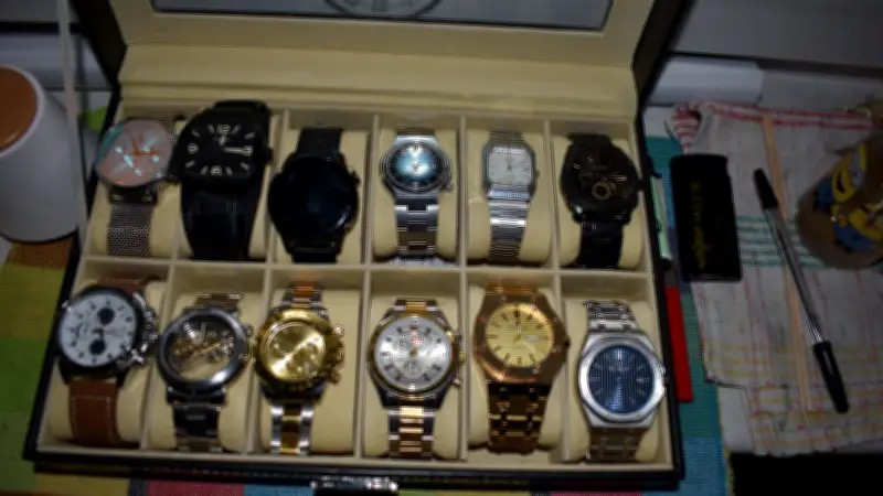 Polizei beschlagnahmt Luxusuhren-Sammlung bei Razzia gegen mutmaßliche Drogendealer in Magdeburg