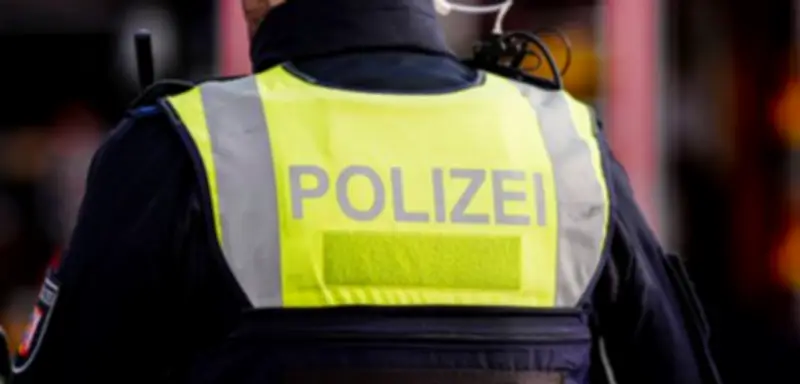 Polizei stoppt Gaffer in Memmingen: Handyfilmer bei Rettungseinsatz festgenommen