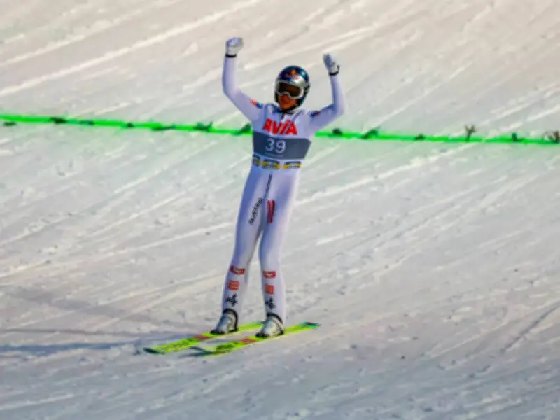 Premieren-Sieg für Embacher beim Skifliegen: DSV-Duo glänzt in den Top 10