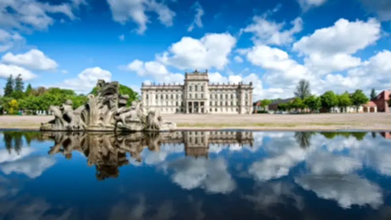 Prinzessin Alexandrine von Preußen: Vom Berliner Glanz zur Herrschaft in Ludwigslust