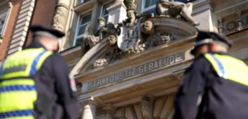 Prozess gegen 'Letzte Verteidigungswelle': Junge Rechtsextreme vor Gericht in Hamburg