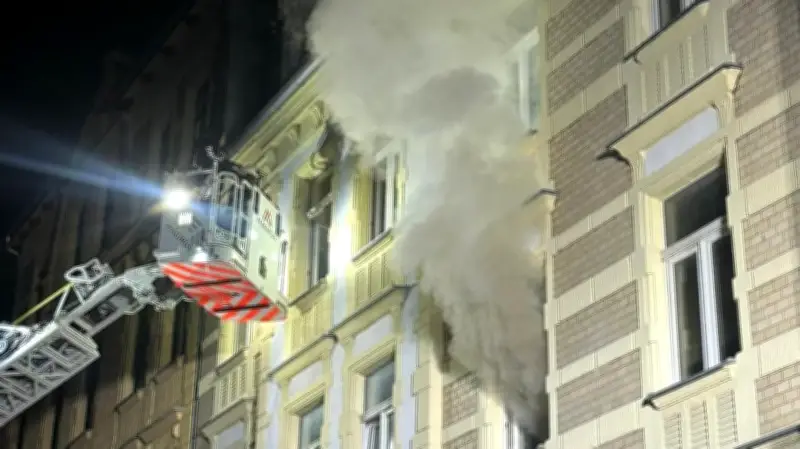 Prozess in Weissenfels: Angeklagter kommt zu spät - Brandfall vor Gericht