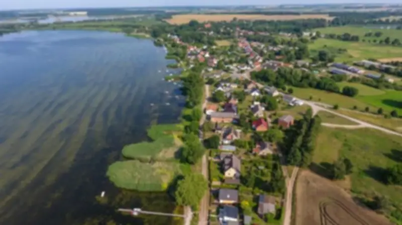 Prozess um Steinattacke auf Bürgermeisterauto am Kummerower See beginnt