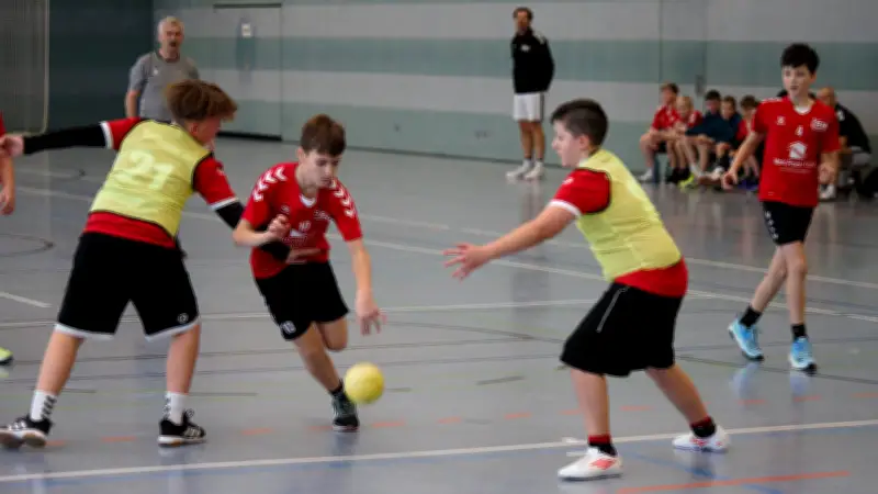 PSV Neustrelitz C-Jugend empfängt HSV Peenetal Loitz in entscheidendem Handball-Duell