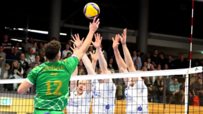 PSV Neustrelitz verabschiedet sich mit Niederlage aus der Saison - Vier Spieler verlassen den Verein