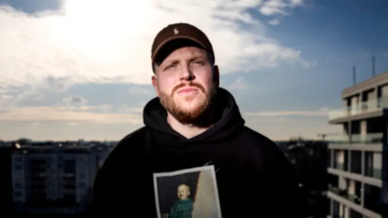 Rapper Finch entschuldigt sich nach Stalker-Profilbild-Kontroverse