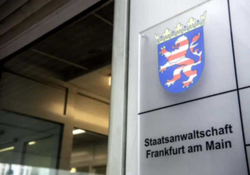 Razzia gegen Buch-Betrugsbande: 11 Millionen Euro Schaden und 370 Geschädigte