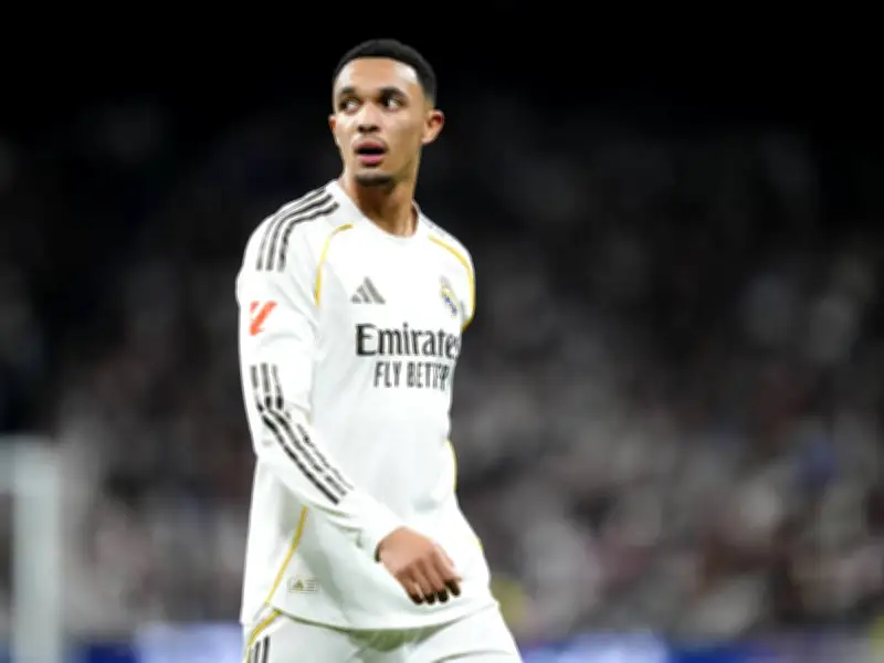 Real Madrid: Disziplinarfall Alexander-Arnold? Trainer Arbeloa widerspricht Verspätungsgerüchten