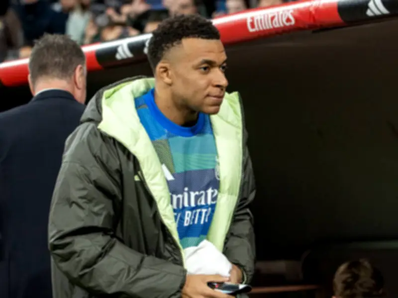 Real Madrid gibt offiziellen Gesundheitszustand von Kylian Mbappé bekannt