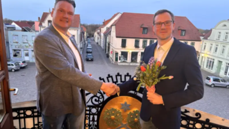 Robert Straßburg gewinnt Stichwahl: SPD-Politiker wird neuer Bürgermeister von Teterow