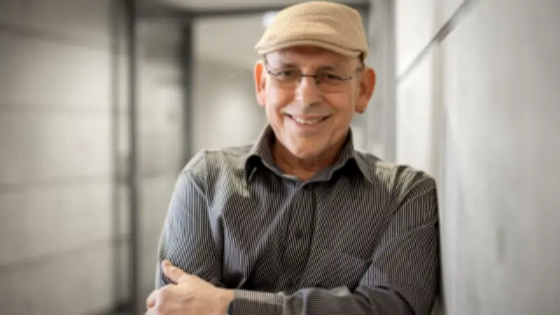 Roboter-assistierte Lungenkrebs-OP rettet Leben: Essener Patient berichtet von Erfolg