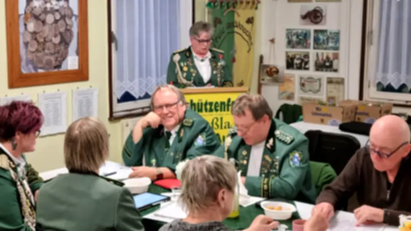 Roßlaer Schützenkompanie 1848 bereitet sich auf traditionelles Osterschießen vor