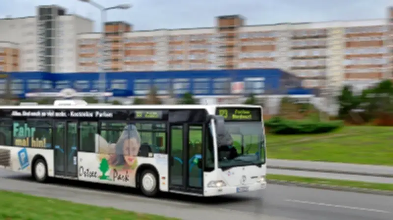 Rostock: Nachtbus-Haltestelle Maßmannstraße wird wegen Bauarbeiten verlegt