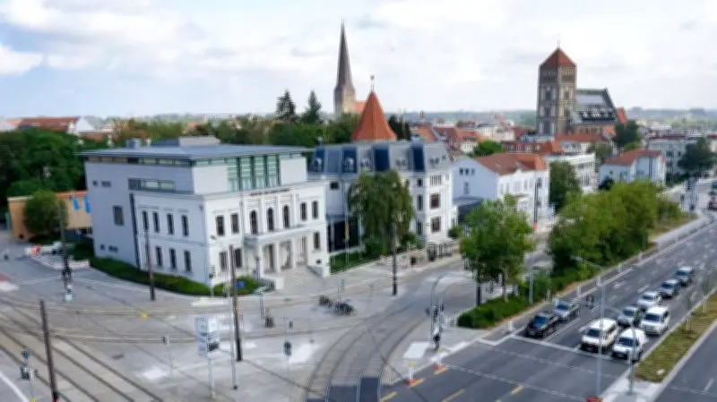 Rostock: Umfangreiche Bauarbeiten führen zu Verkehrseinschränkungen im Nahverkehr