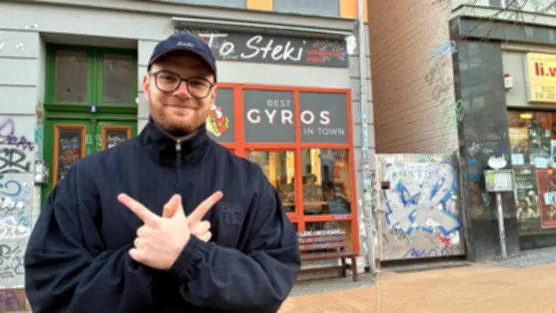 Rostocker Food-Blogger begeistert mit kulinarischen Tipps: Von Döner bis Weihnachtsmarkt