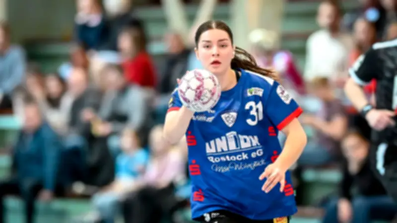 Rostocker HC erlebt siebte Niederlage in Folge: Angriffsschwäche besiegelt 20:35 gegen Berlin