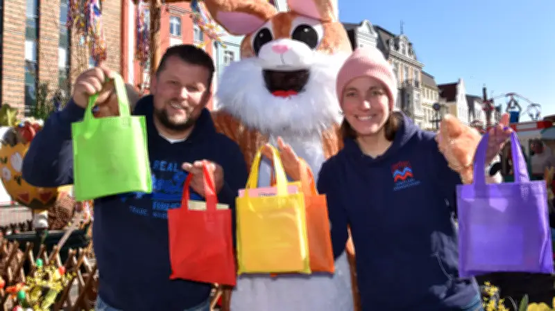 Rostocker Ostermarkt startet als größtes Volksfest der Saison an der Ostseeküste