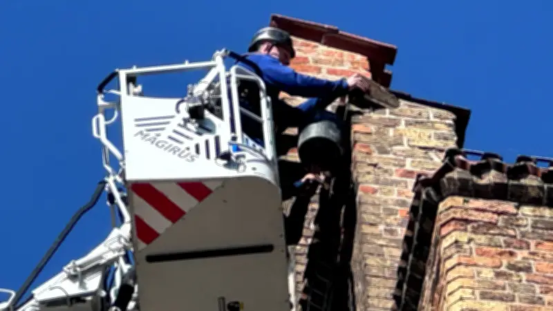 Rostocks Wahrzeichen in Not: Kröpeliner Tor benötigt umfangreiche Sanierung