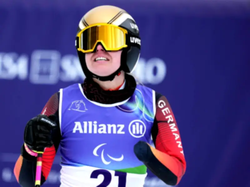 Rothfuss und Schmiedt als deutsche Fahnenträger bei Paralympics-Schlussfeier